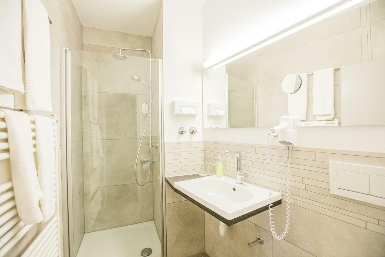 Hotel Am Turm Kaufbeuren Zewnętrze zdjęcie